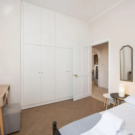 Βίλα Mari Anna Άφρα