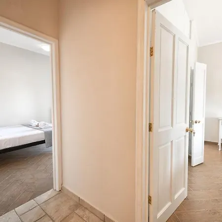 Mari Anna Βίλα Άφρα